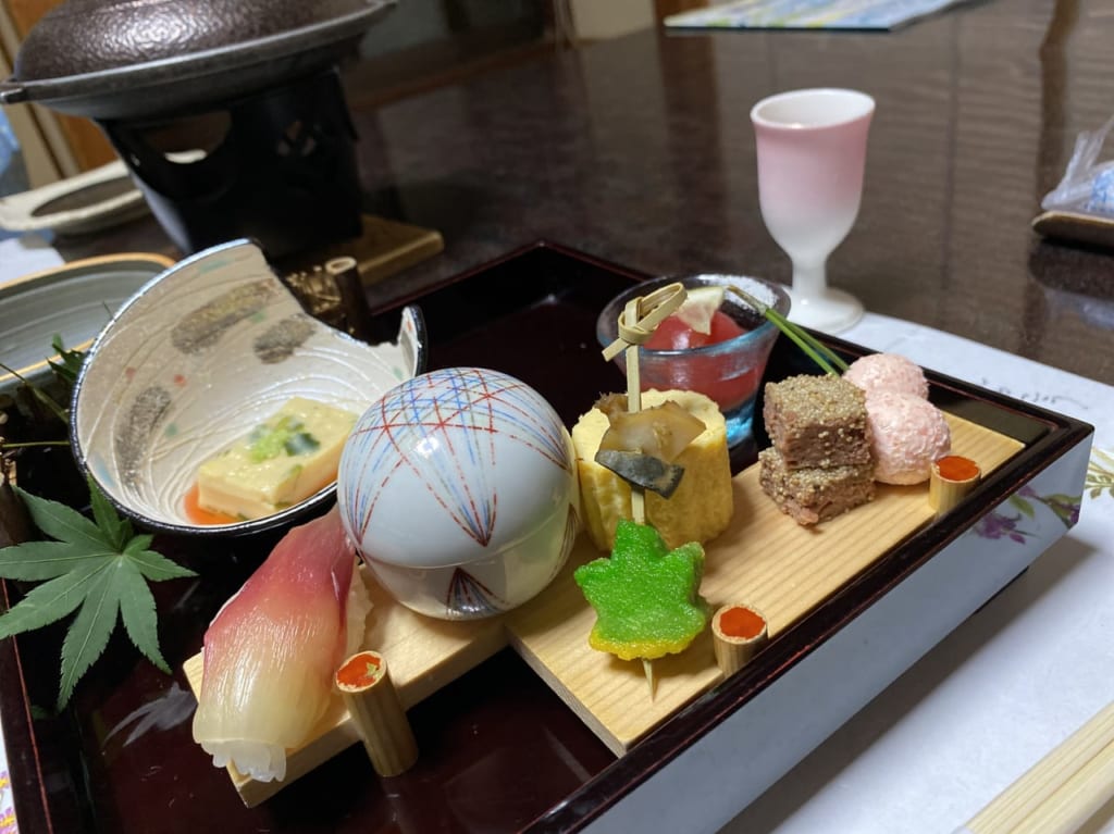 旅館の食事