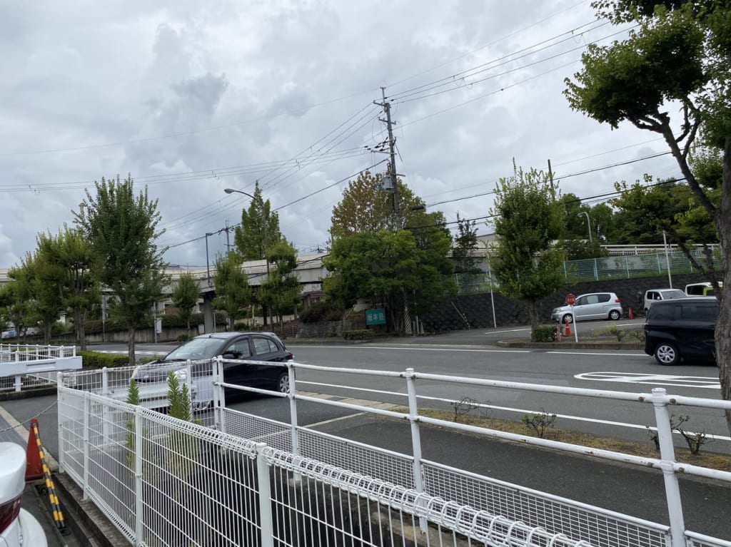 白庭台の大通り