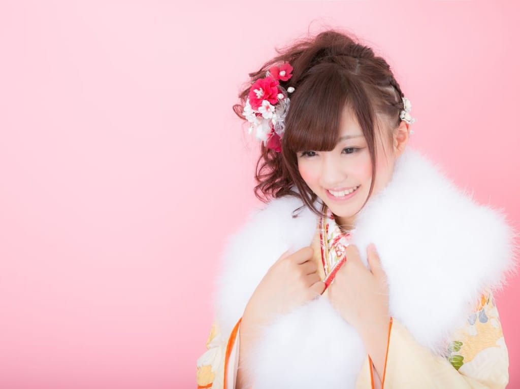 若い着物の女性