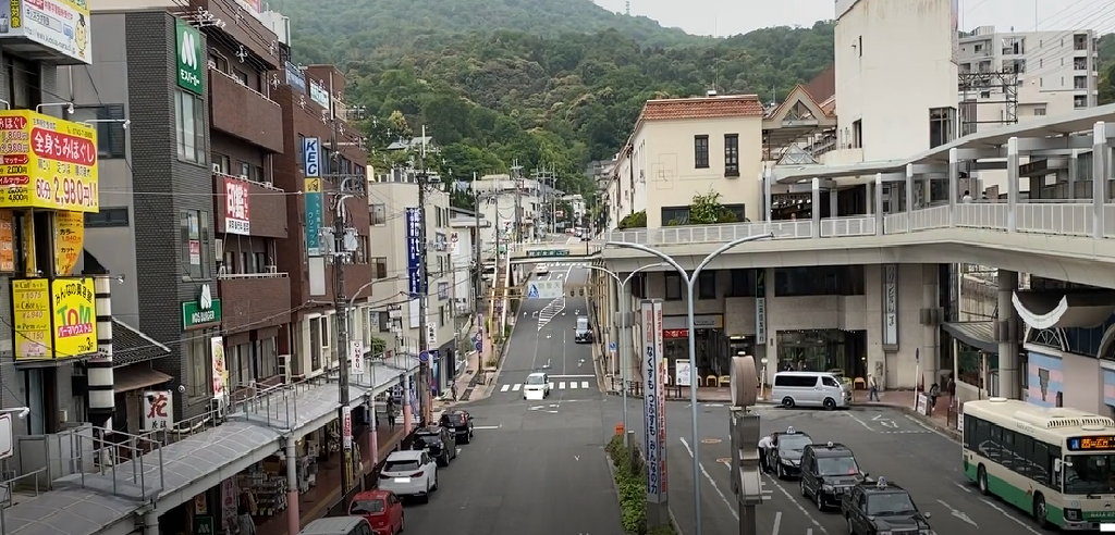 生駒駅前