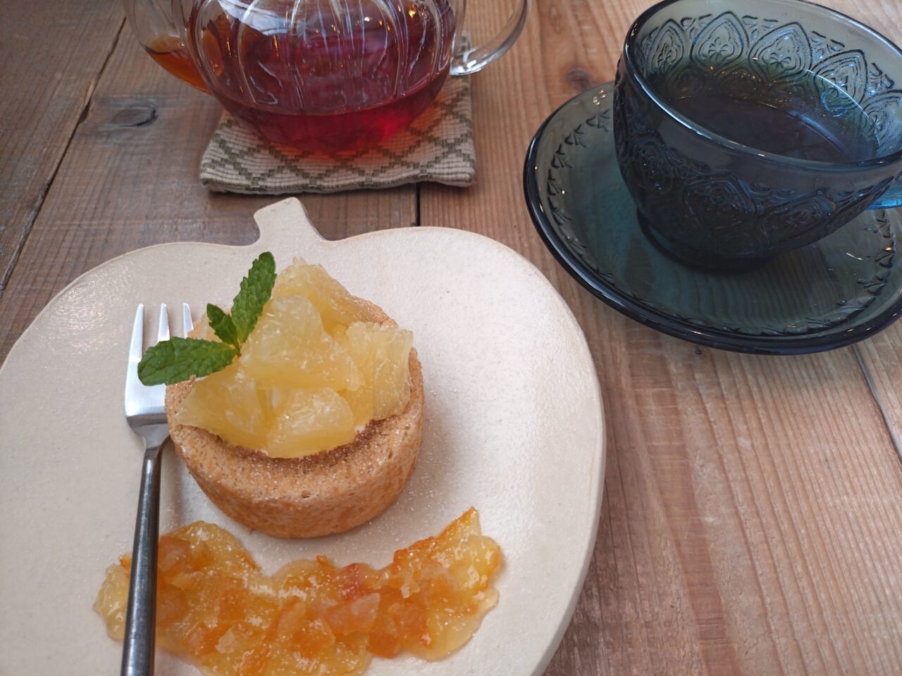 cafe MARUGURI　晩柑のロールケーキ