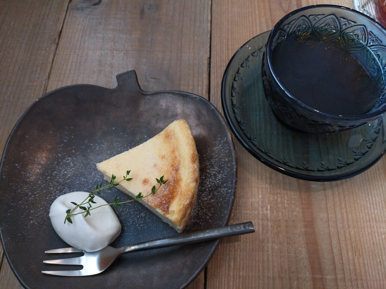 cafe MARUGURI　ベイクドチーズケーキ