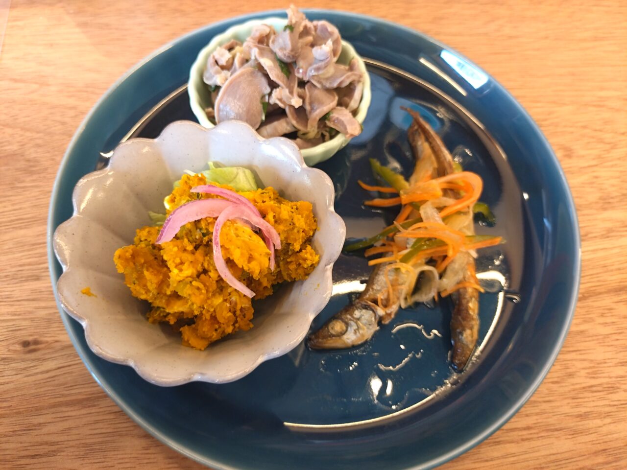 つばめスタンド