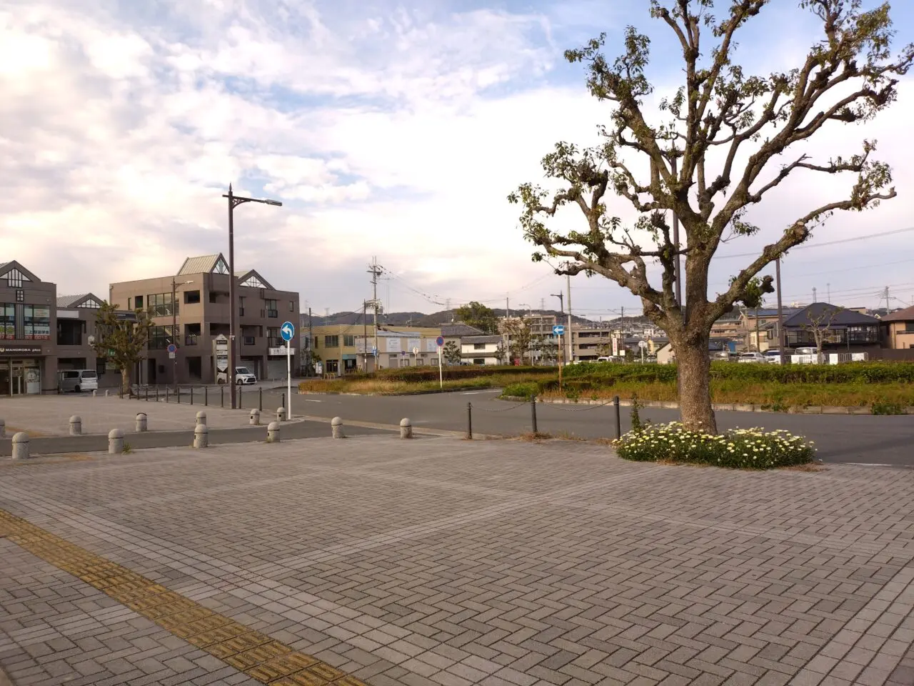 二上駅北側ロータリー