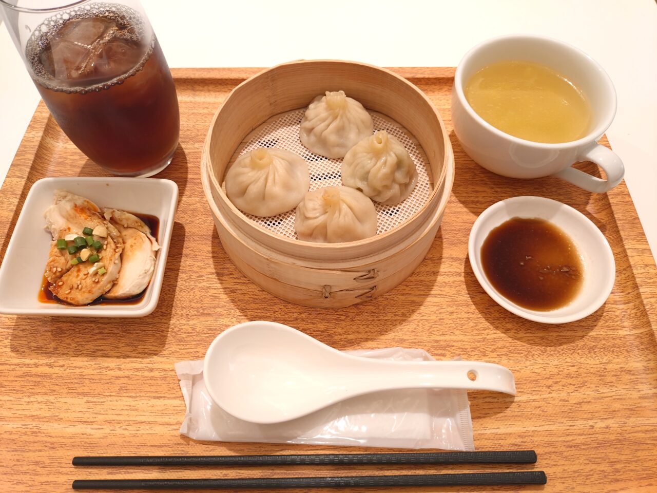 小籠包本舗
