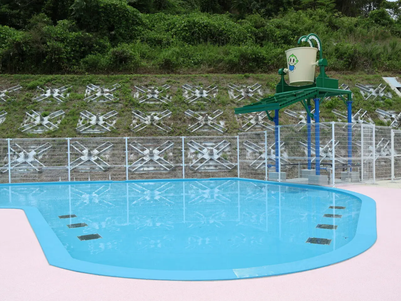 香芝市スポーツ公園プール